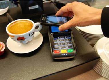 11% người tiêu dùng Anh đã sử dụng thanh toán mobile - Máy in thẻ nhựa, máy dập nổi, đầu đọc thẻ nhựa