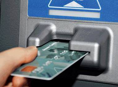 12,7 triệu USD vừa bị trộm tại 1400 máy ATM ở Nhật Bản - Máy in thẻ nhựa, máy dập nổi, đầu đọc thẻ nhựa