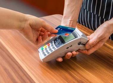 Giữ giới hạn thanh toán không tiếp xúc ở mức 30£ sẽ an toàn hơn - Máy in thẻ nhựa, máy dập nổi, đầu đọc thẻ nhựa
