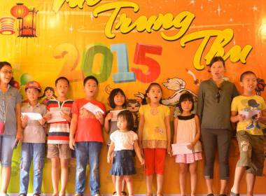 Mkers nhí vui đón Trung thu - Máy in thẻ nhựa, máy dập nổi, đầu đọc thẻ nhựa