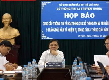 TP.HCM đề xuất quản lý thuê bao di động trả trước như trả sau - Máy in thẻ nhựa, máy dập nổi, đầu đọc thẻ nhựa