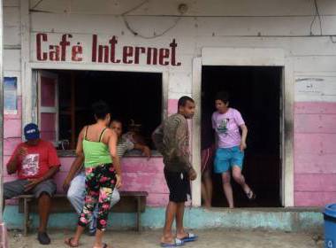Trên 4 tỷ người vẫn không có Internet trong năm nay - Máy in thẻ nhựa, máy dập nổi, đầu đọc thẻ nhựa