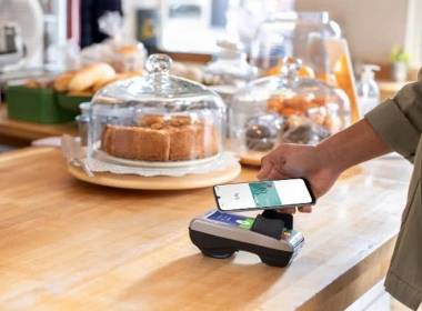 ABN Amro cho phép khách hàng thanh toán bằng Google Pay - Máy in thẻ nhựa, máy dập nổi, đầu đọc thẻ nhựa