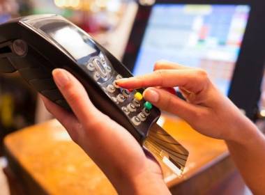 GASA: Lừa đảo toàn cầu gây thiệt hại 55,3 tỷ USD - Máy in thẻ nhựa, máy dập nổi, đầu đọc thẻ nhựa