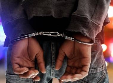 FIA bắt giữ băng cướp ATM bị FBI truy nã - Máy in thẻ nhựa, máy dập nổi, đầu đọc thẻ nhựa