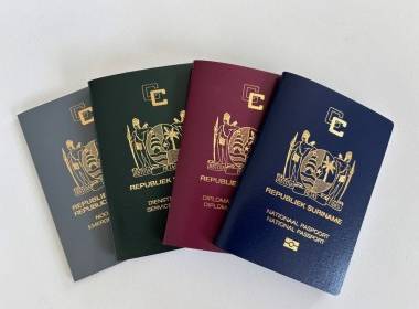 Suriname sẽ ra mắt hộ chiếu sinh trắc học mới - Máy in thẻ nhựa, máy dập nổi, đầu đọc thẻ nhựa