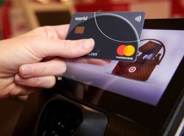 Mastercard: Tăng 200% thanh toán không tiếp xúc tại Ấn  - Máy in thẻ nhựa, máy dập nổi, đầu đọc thẻ nhựa