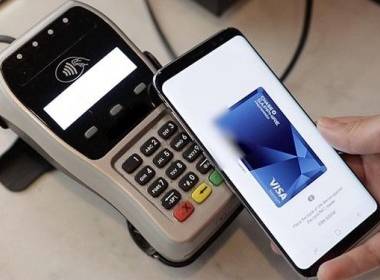 Hơn 100 triệu người Mỹ thanh toán di động tại các shop - Máy in thẻ nhựa, máy dập nổi, đầu đọc thẻ nhựa