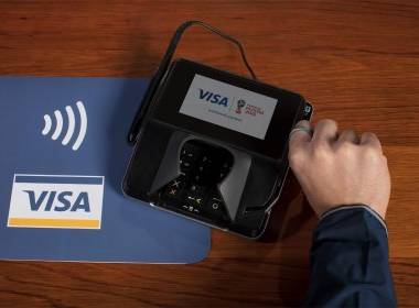 Ngân hàng Nga hợp tác cùng Visa phát hành nhẫn thanh to - Máy in thẻ nhựa, máy dập nổi, đầu đọc thẻ nhựa