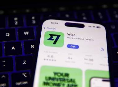 Wise: Cảnh báo do Evolve Bank bị hacker xâm nhập - Máy in thẻ nhựa, máy dập nổi, đầu đọc thẻ nhựa